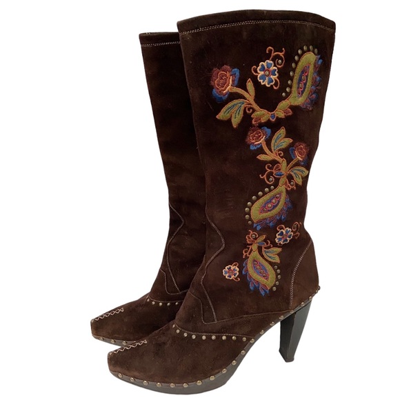 Vintage Goffredo Fantini Brown Suede Boots with Boho Floral Embroidery EU39.5 - Picture 3 of 17